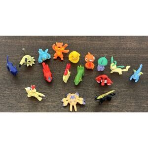 Pokemon Miniatures Mini Micro Figures Lot of 16 Plastic Collectible Read Damage